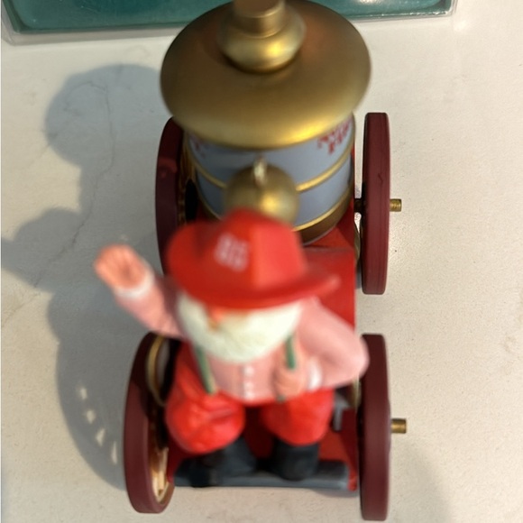 1985 Santa’s Fire Engine Hallmark Ornament Here Comes Santa series #7 - Picture 3 of 7